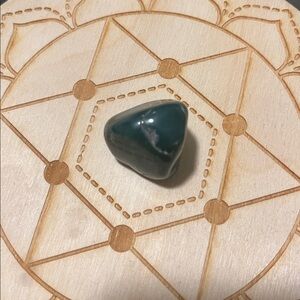 Tumbled Moss Green Agate Crystal